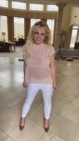 britney spears natural tits see through clothing clip