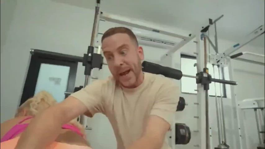 ass big ass blonde gym workout clip
