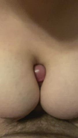Made him cum with my tits 🥰