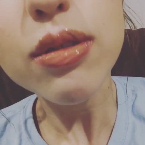 asmr close up lips seducing sensual sexy tongue tongue fetish clip