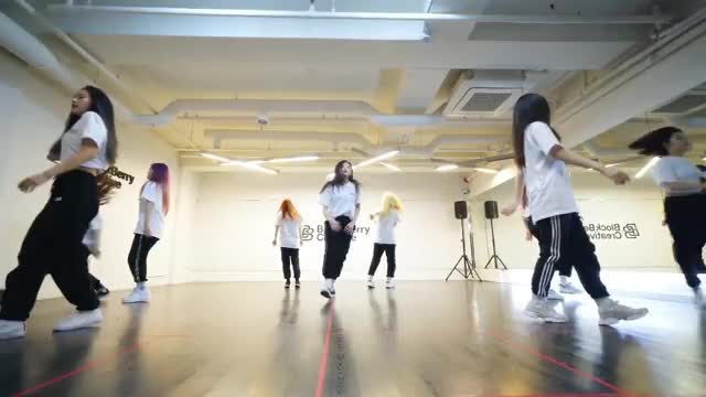 이달의 소녀 (LOONA) -BTS (방탄소년단) - 불타오르네 (FIRE)- Dance Cover
