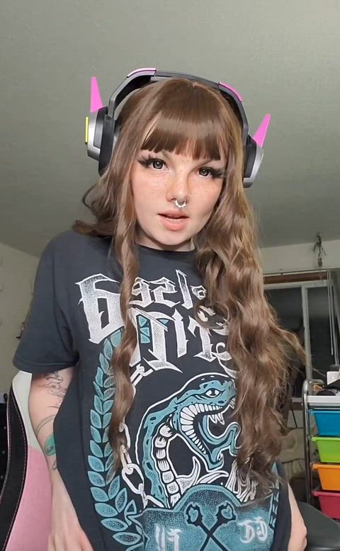 cosplay gamer girl petite skinny tease clip