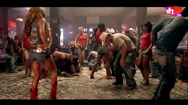 Jessica Simpson - These Boots Are Made For Walkin' (HD)