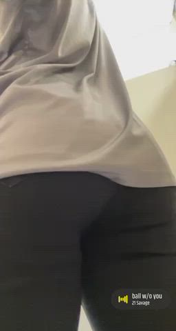 ass bathroom booty bubble butt crossdressing femboy femme jeans public clip