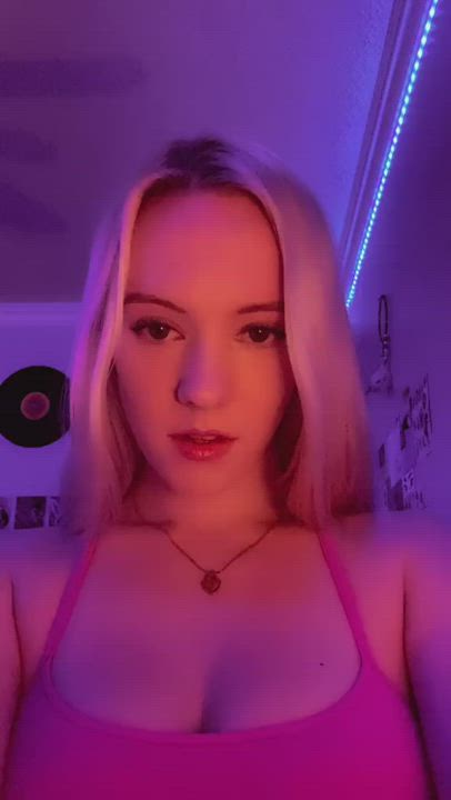 Blonde Seduction TikTok clip