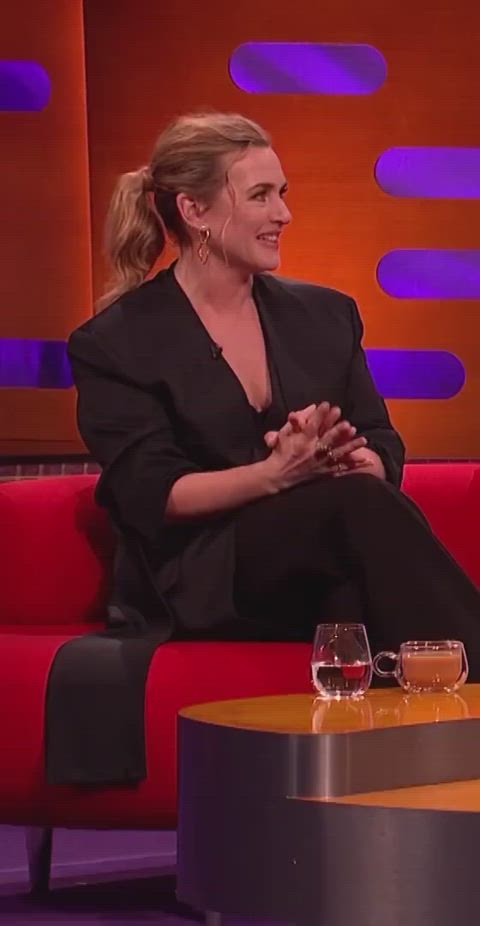 celebrity kate winslet public clip