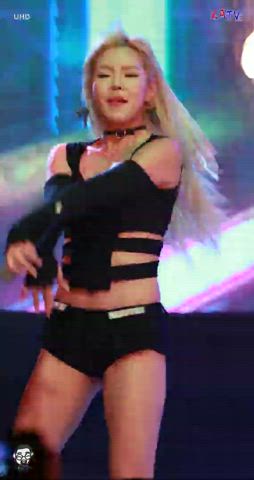 ass dancing korean clip