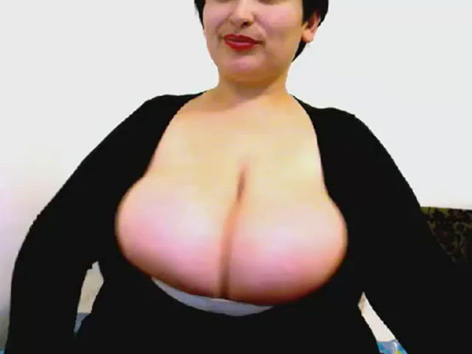 BBW Huge Tits Webcam clip