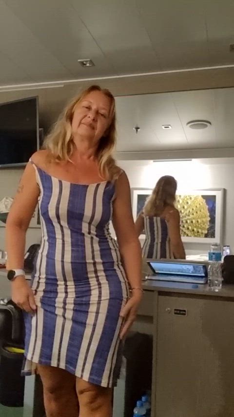 Hi I’m Jane! I’m a happily married 52 year old mom of 3. I have an amazing sex