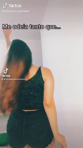 Booty Dancing TikTok clip