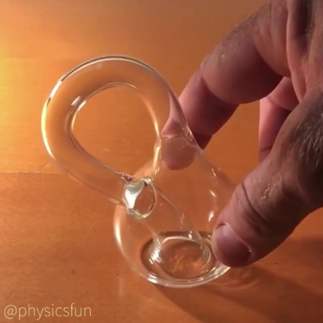 The Klein Bottle: 3D representation of a four dimensional mathematical object with