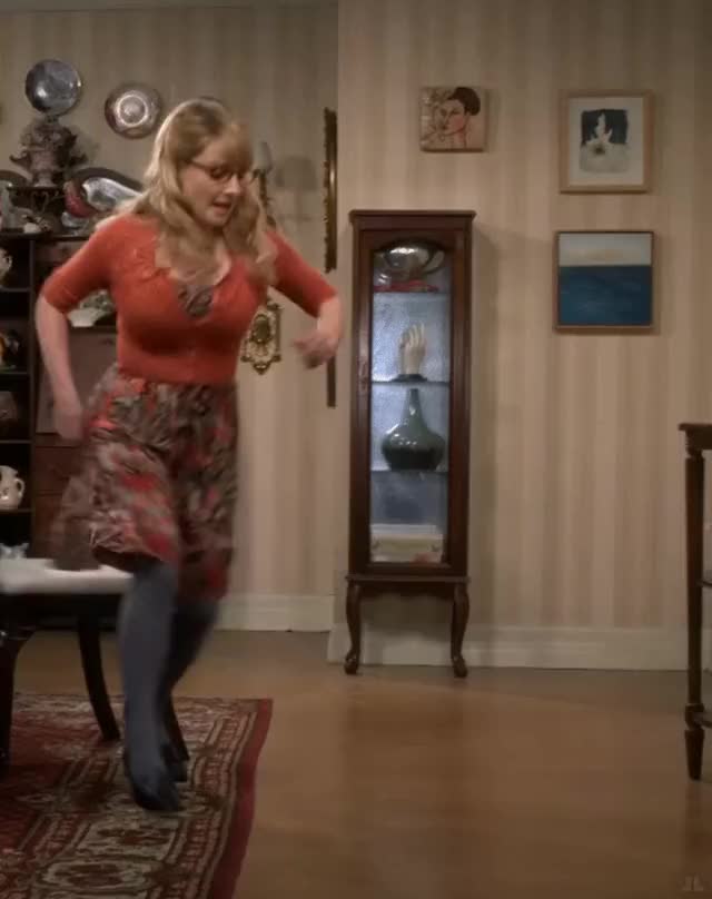 Melissa Rauch - Big Bouncy Theory new