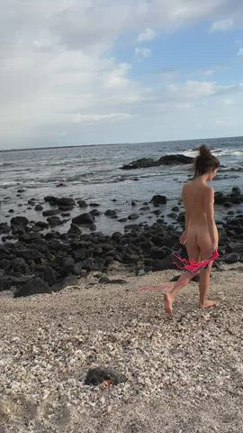 I like going for naked beach walks 🏖 Full video and more naked adventures on my