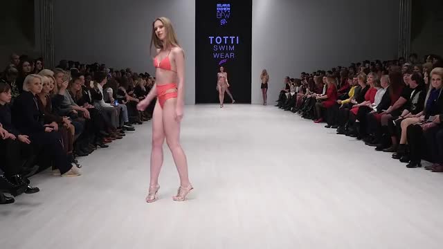 That stripper band | Totti Swimwear | Belarus fashion Week 2018
