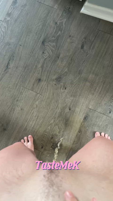 feet feet fetish foot fetish foot worship landing strip legs pee peeing solo wet