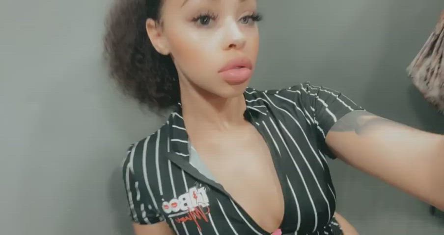 babe ebony lips tits clip