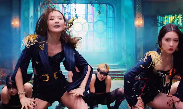 200707 Irene and Seulgi 7 - Red Velvet 아이린&슬기 - Monster MV VLive [201505]