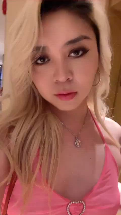 asian blonde chinese clothed cute dress kiss pink selfie solo clip
