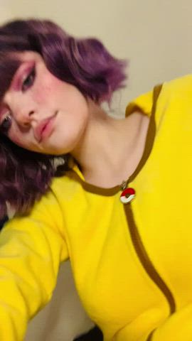 Can I be your pika girl? 💛⚡️