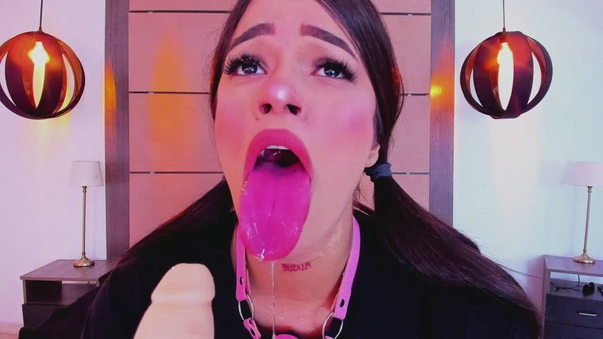 Ahegao Blowjob CamSoda Huge Dildo Latina Lipstick Long Hair Sex Toy Tongue Fetish