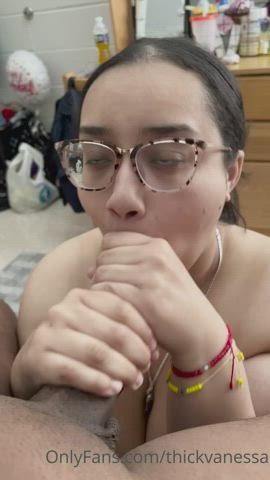 bbw blowjob deepthroat glasses latina clip