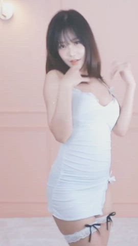 asian dancing korean tease clip