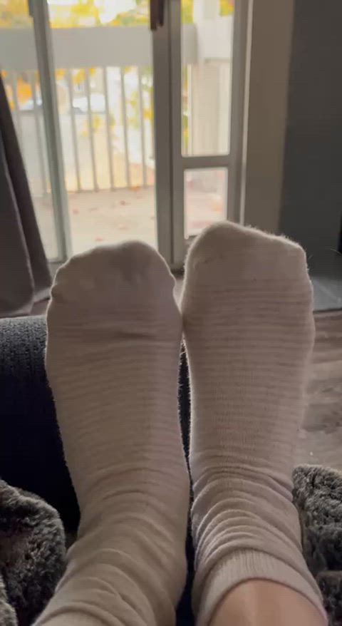 Selling content and worn socks🙈(size us women’s 6)