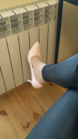 My fav pink heels, so virgin)