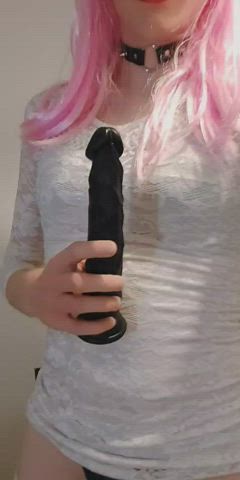 Do you want to see me fuck my plugged ass with this big dildo? 😘