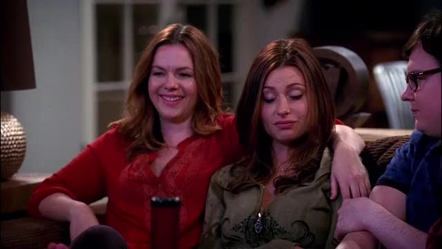 Aly Michalka - Two and a Half Men - S11E17 - making out with Amber Tamblyn
