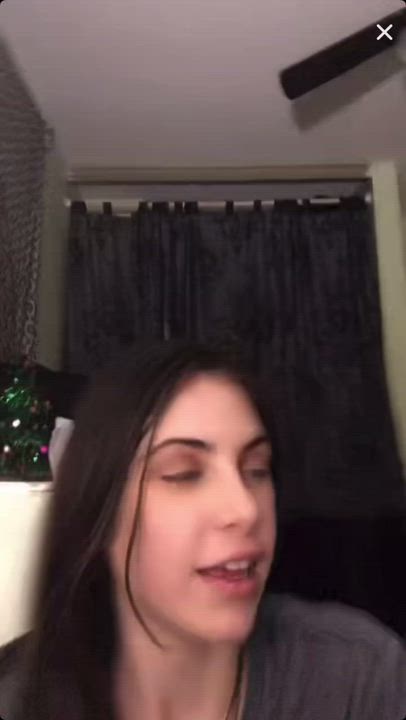 Amateur Lesbian TikTok clip