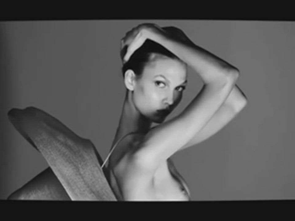 Karlie Kloss Model Nude clip