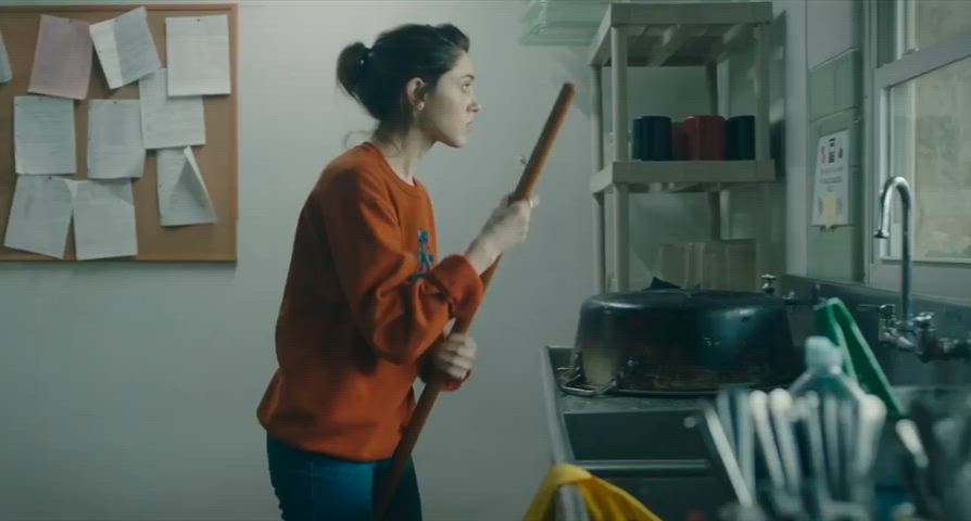 Natalia Dyer Sex Scene Masturbation Freaks A Mop In Yes, God, Yes (2019)