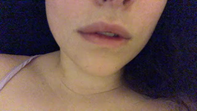 Lips to lips [f]