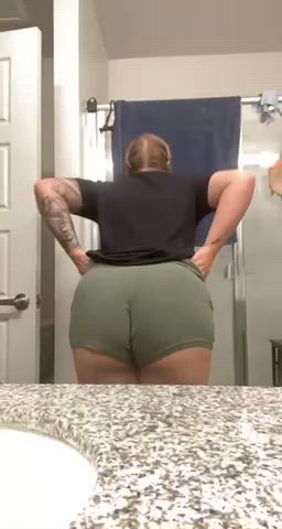 ass booty jiggling clip