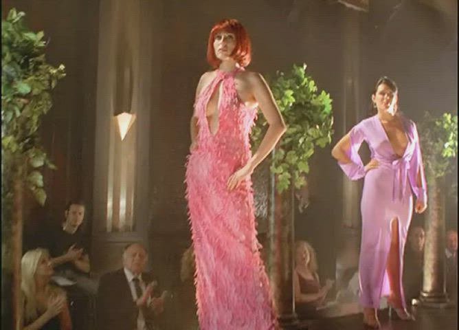 The Fashionistas (2002)