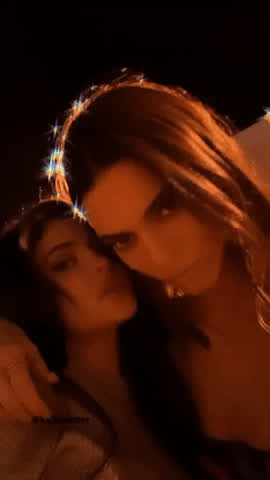 Kylie &amp; Kendall Jenner teasing