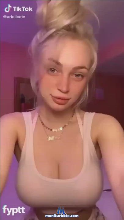 Babe Blonde Cute Small Tits TikTok clip