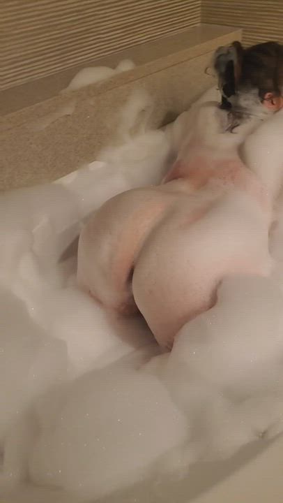 Ass BBW BDSM Bathtub Big Ass Bubble Butt Chubby Hotwife Kinky MILF Mom OnlyFans Soapy