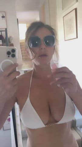 big tits bikini celebrity bikinis clip