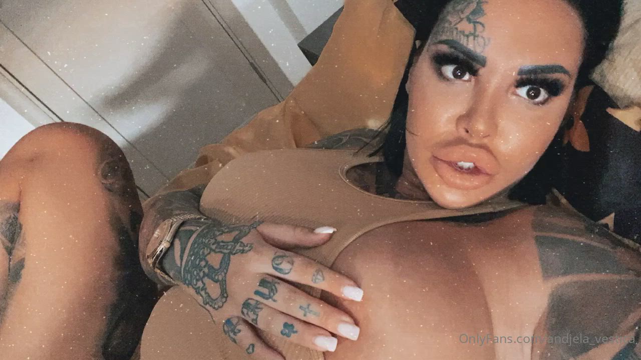 Big Tits Brunette Dildo Tattoo clip