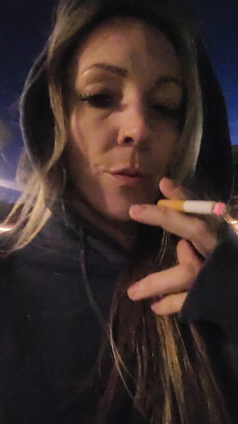 Do you like girls in hoodies that smoke?