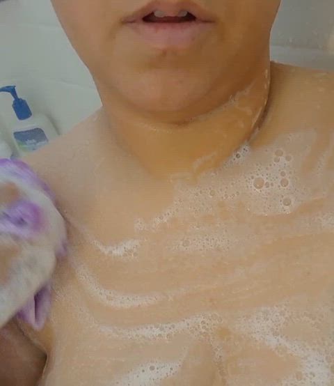 amateur babe big tits boobs chubby natural tits onlyfans shower soapy chubby-girls