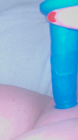 dildo huge dildo squirt squirting clip