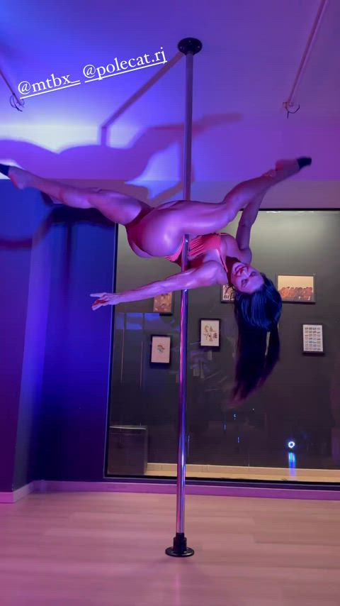 ass big ass big tits brazilian celebrity fitness muscular girl pole dance clip