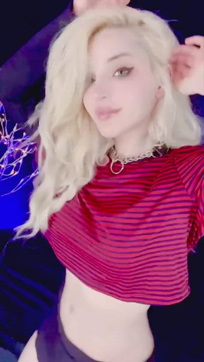Blonde Dancing TikTok clip