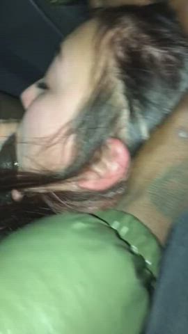 [Reddit] Look at that BBC going down that pretty white girls mouth, I bet her daddy