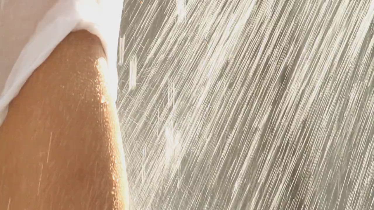 Pee Petite Public Shower clip