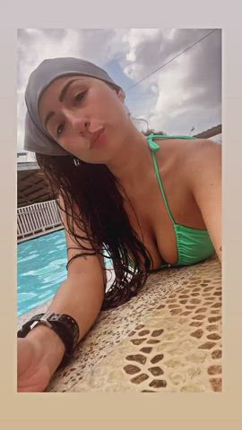 ass big tits bikini camgirl curvy latina milf pool seduction clip