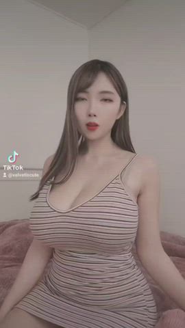 asian big tits cute korean model clip